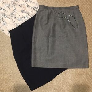 Bundle of 2 pencil skirts